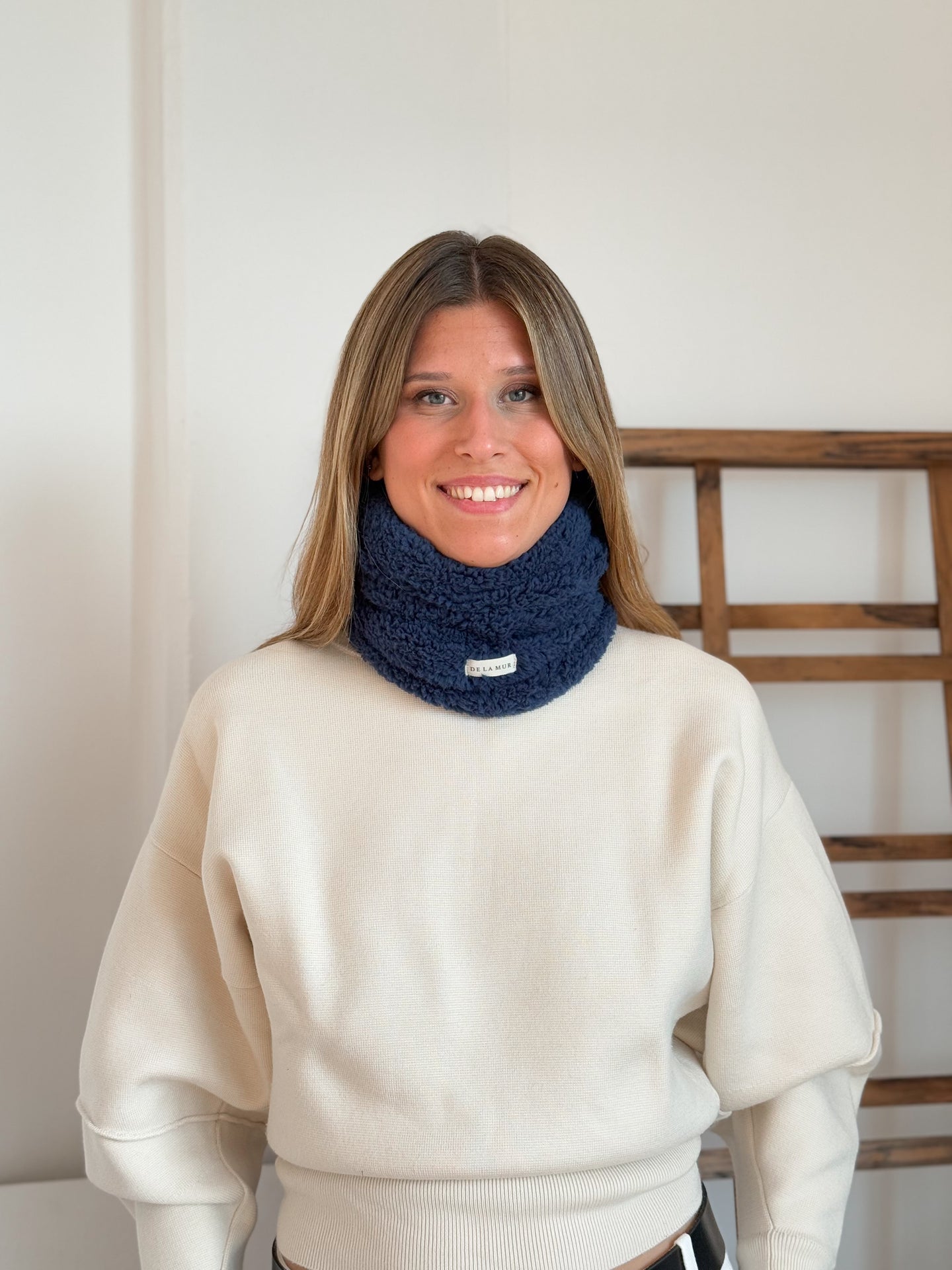 Colsjaal, Teddy Sjaal, De La Mur Line marineblauw