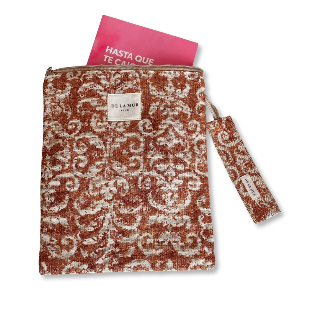 Buchumschlag mit Lesezeichen MOSTI