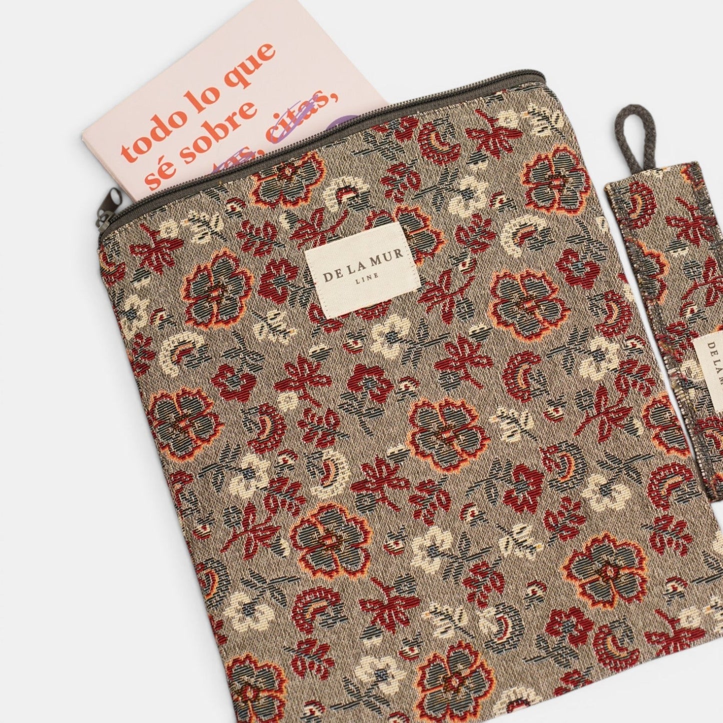 Boekcover met Boekenlegger NIRA